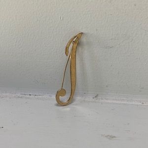 Vintage “I” initial pin